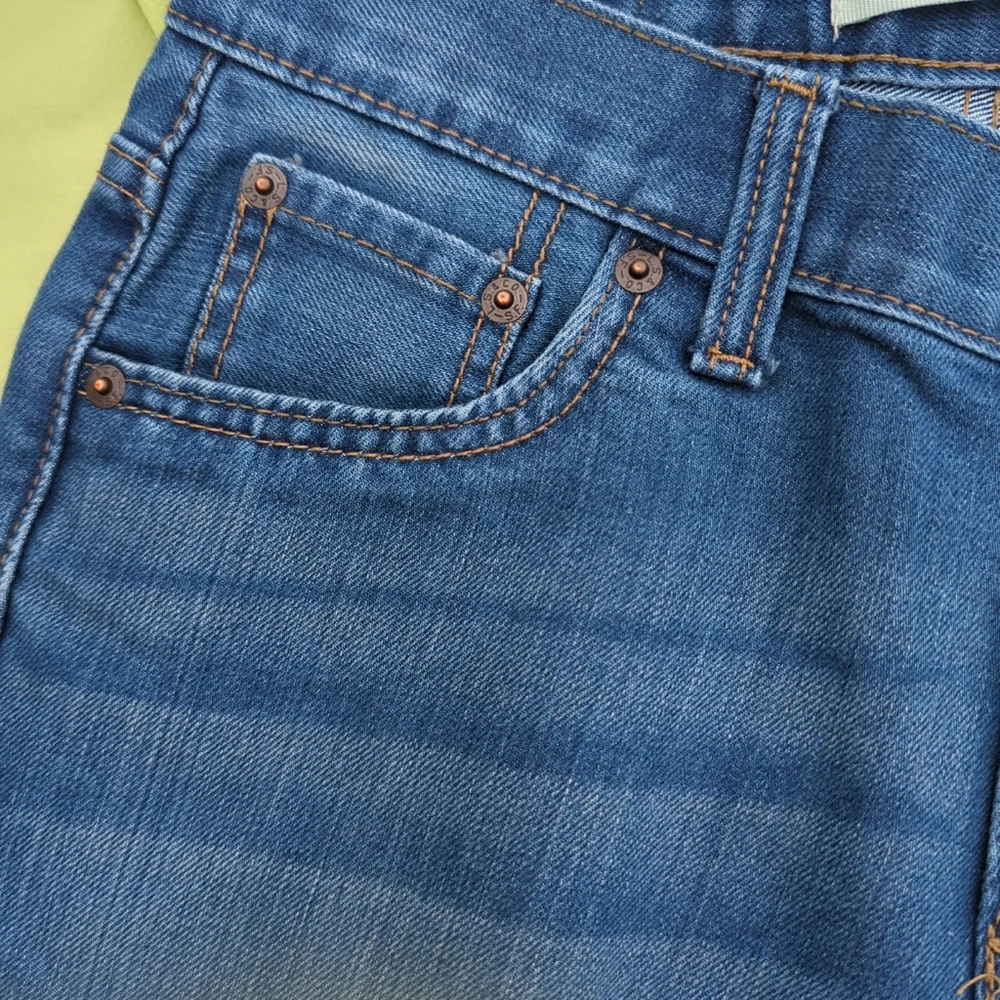 Levis levis 505